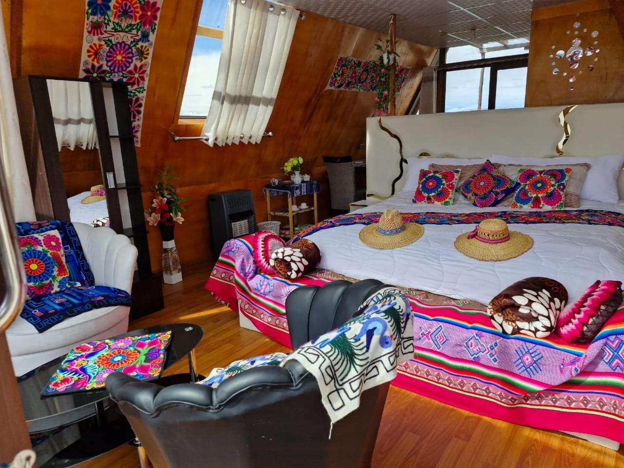 Titicaca Jaltawi Lodge プーノ エクステリア 写真