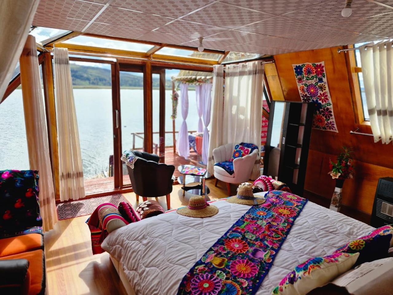 Titicaca Jaltawi Lodge プーノ エクステリア 写真